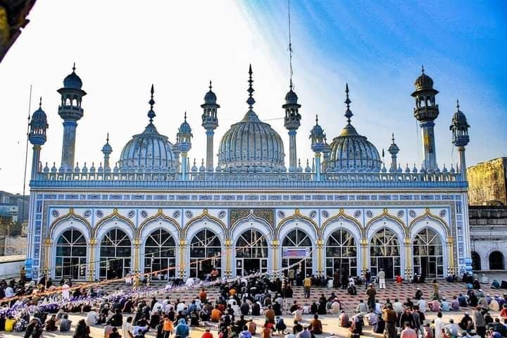 Rent a Car in Rawalpindi: With Driver & Self Drive | Manzil Drive