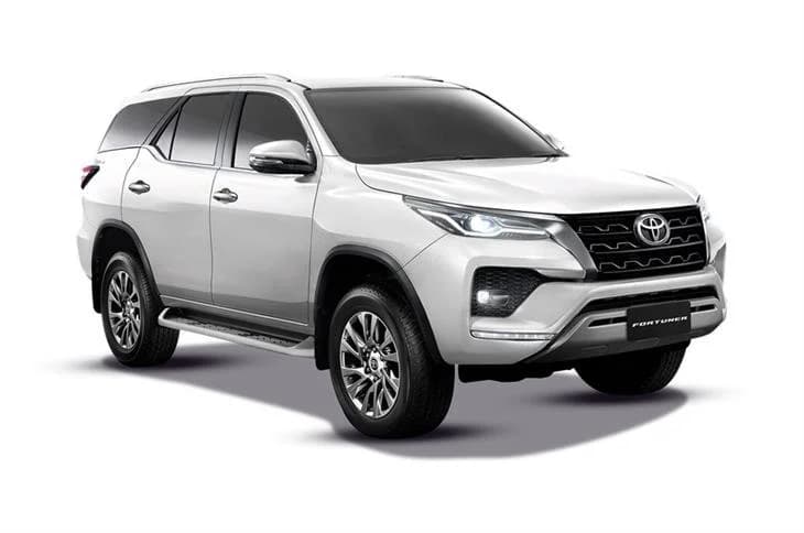 Toyota Fortuner 2.4G 2025 for rent