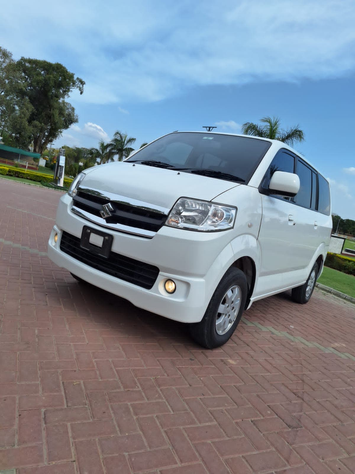 Suzuki APV GLX (7 Seater) 2025 for rent